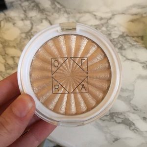 Ofra highlighter